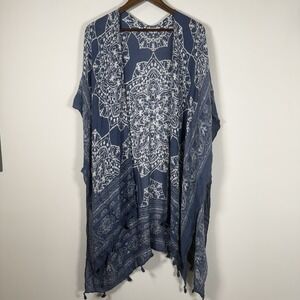 Breezy Lane Women's Ruana Mandala Blue White‎ Hassle Hem Size OS One Size